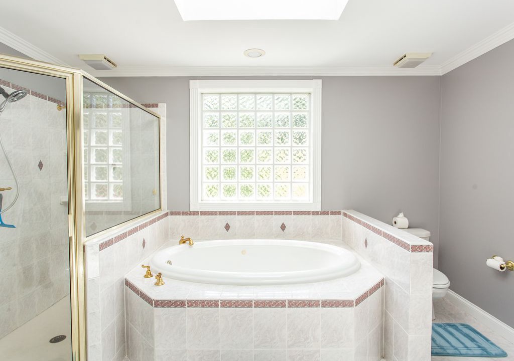 Photo of Bathroom in Brentwood