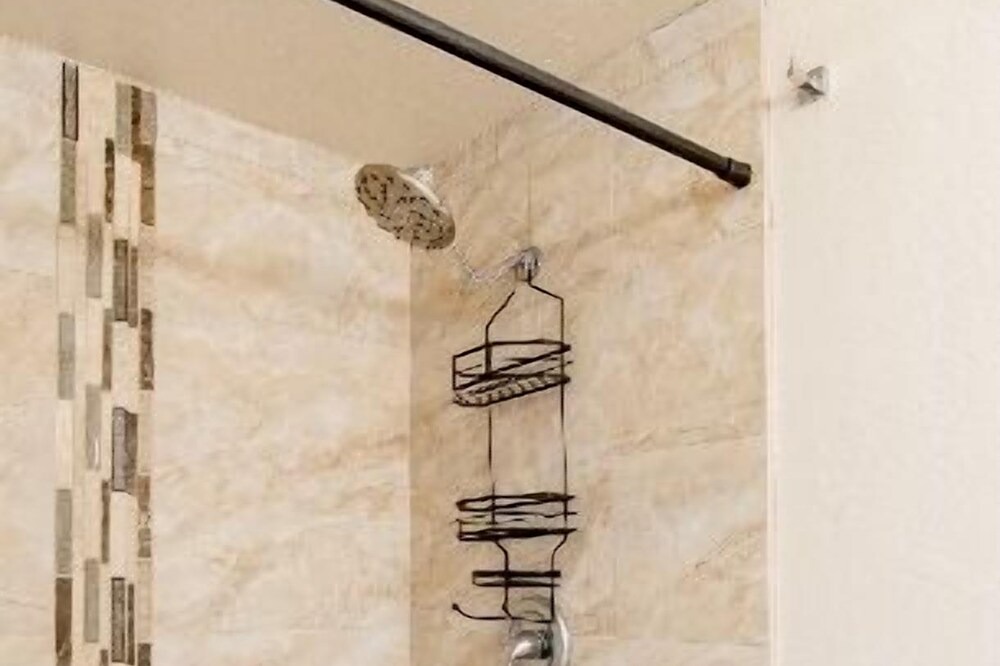Photo of Bathroom in Peter Howell