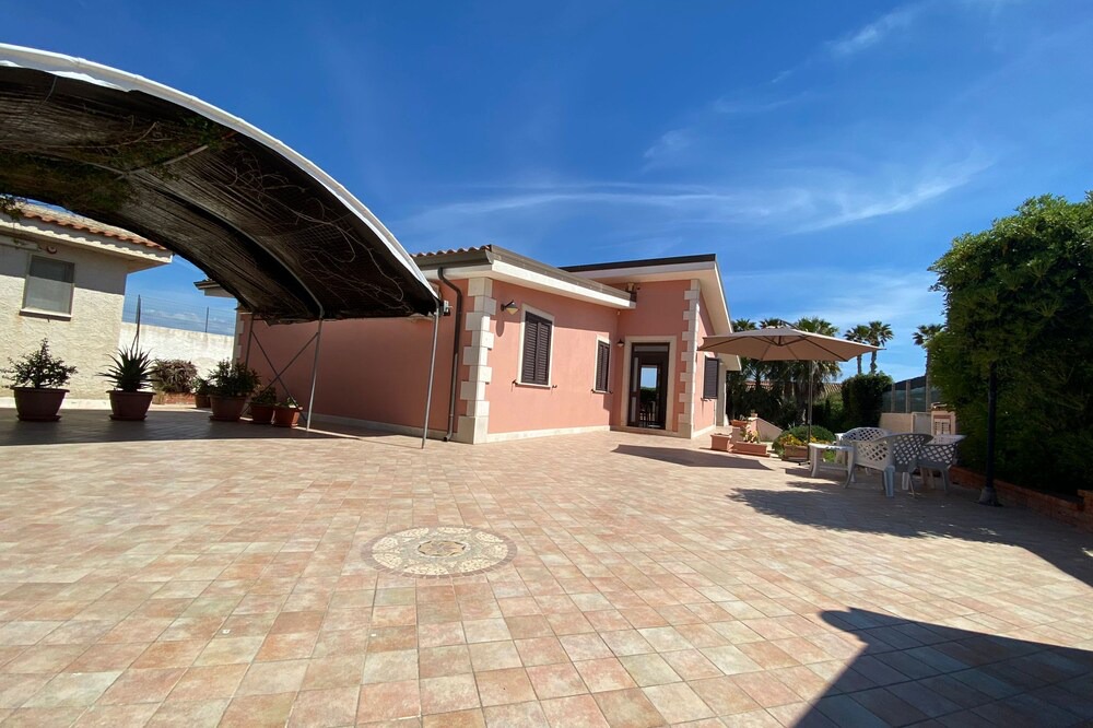 Photo of Patio Balcony in San Lorenzo