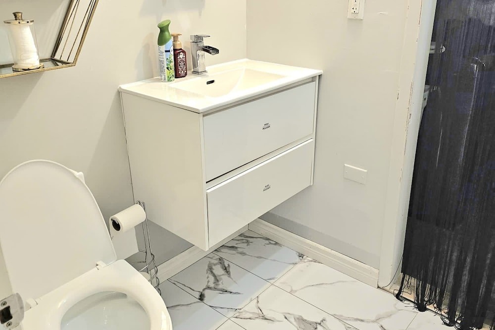 Photo of Bathroom in Ingersoll