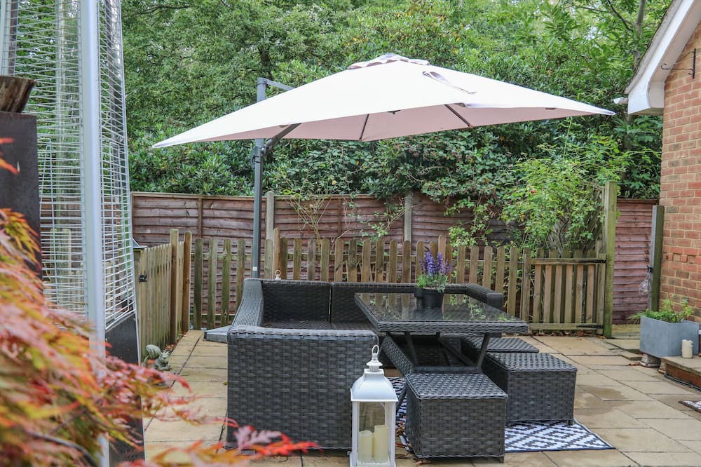 Photo of Patio Balcony in Rushmoor District