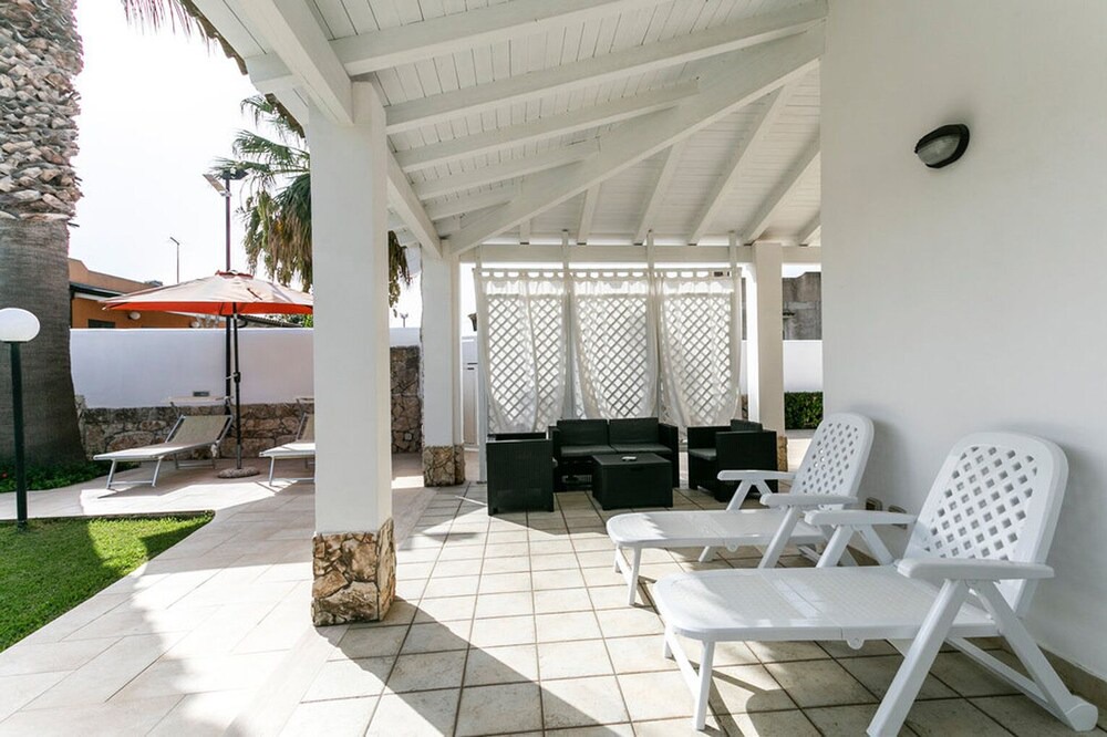 Photo of Patio Balcony in Reitani