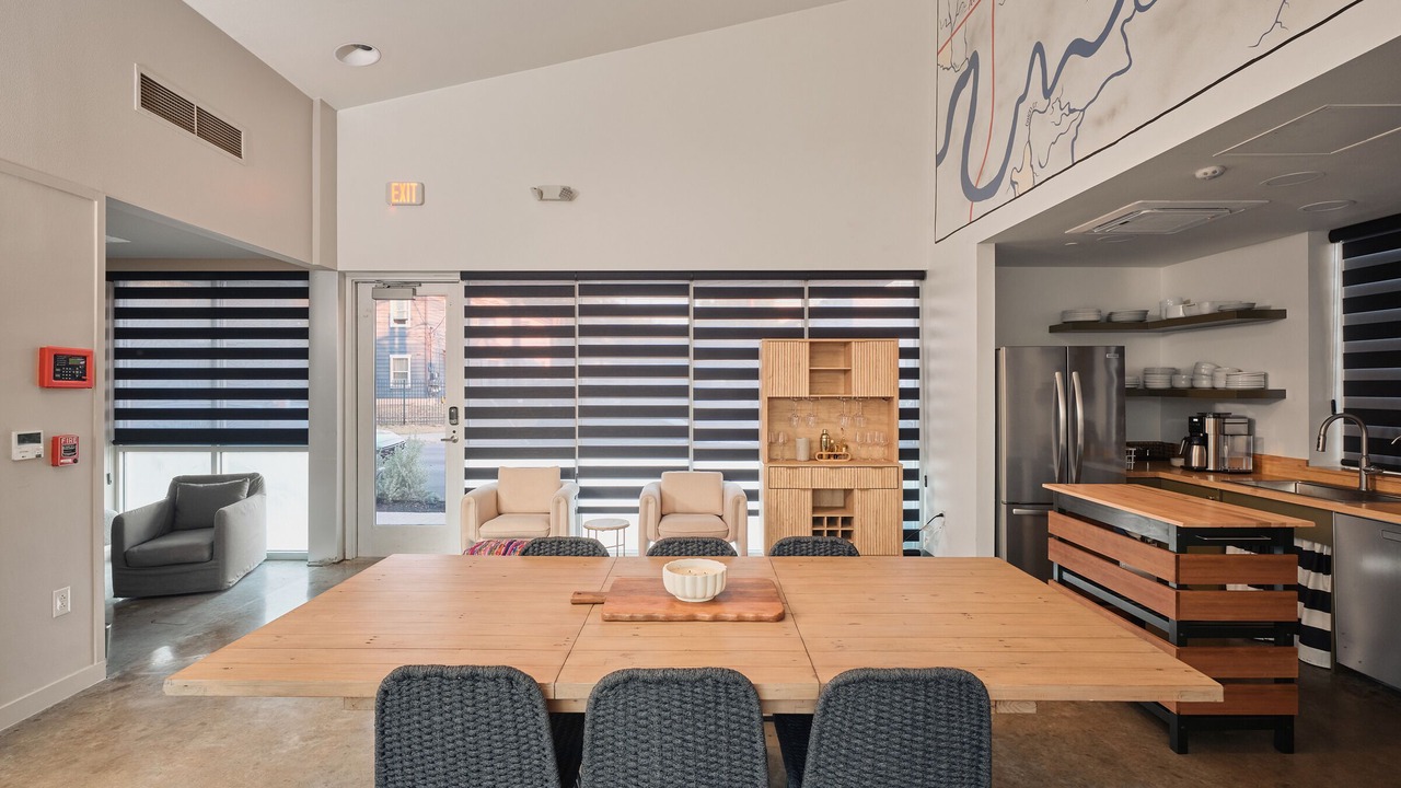 Photo of Livingroom in Blackshear-Prospect Hill