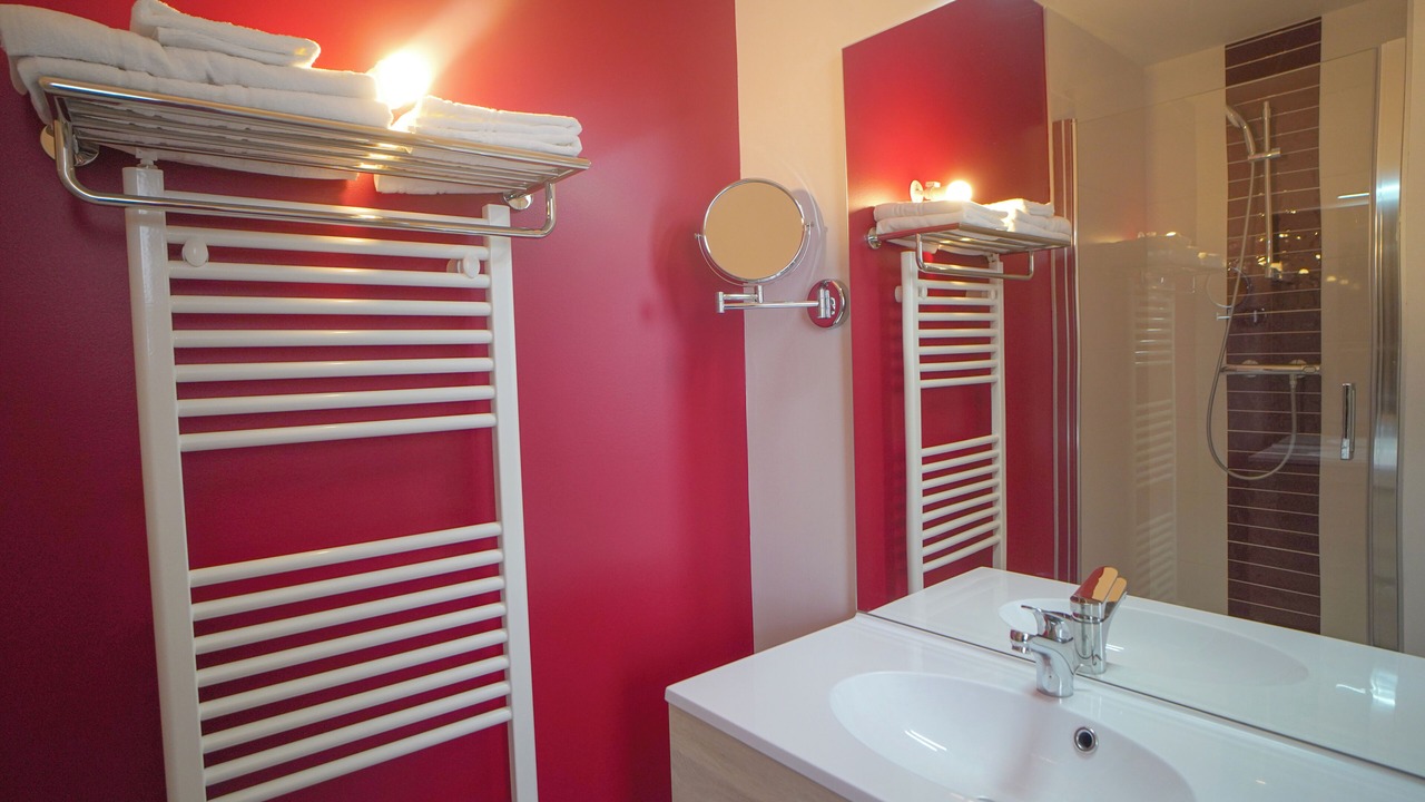 Photo of Bathroom in Villiers-Saint-Benoit