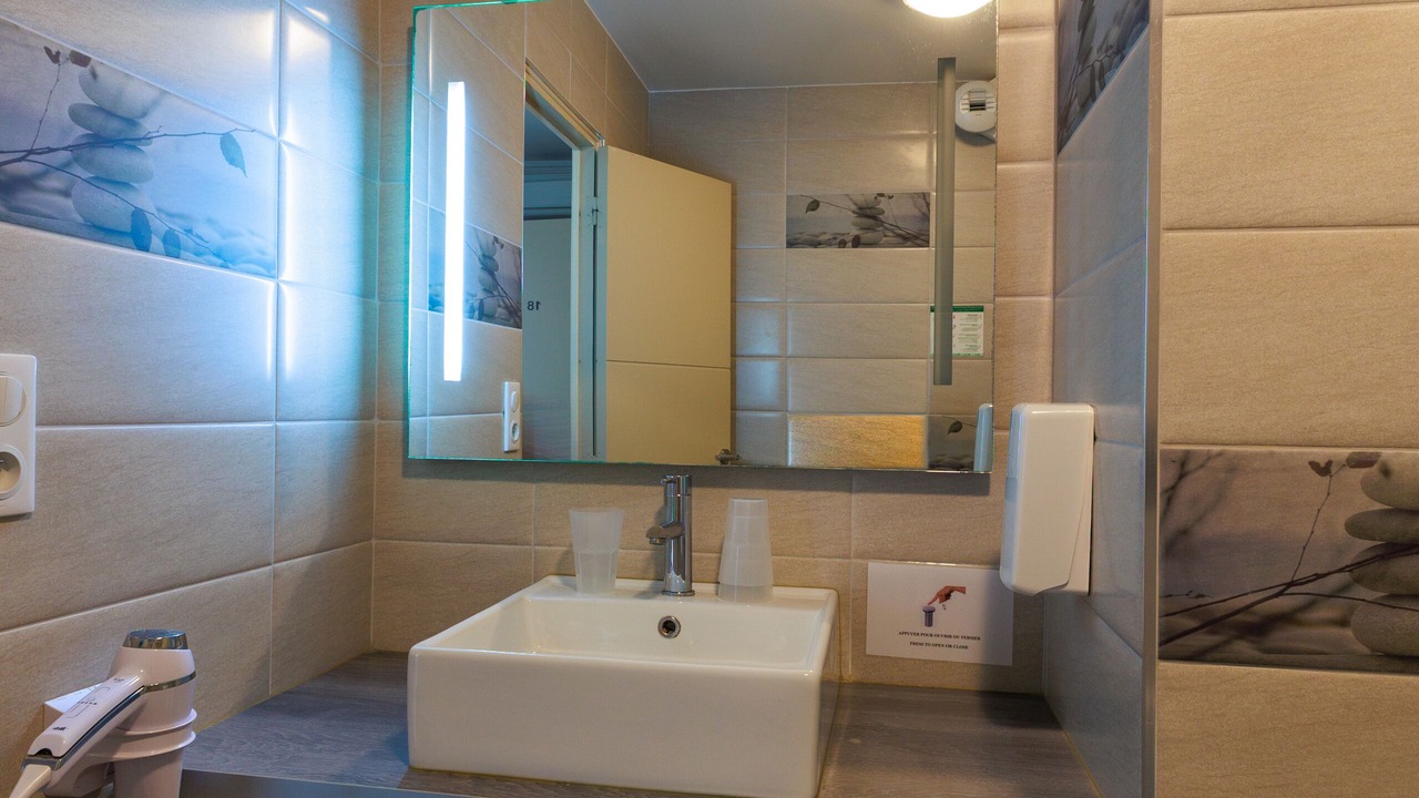Photo of Bathroom in La Rochelle