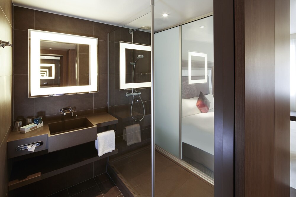 Photo of Bathroom in London Borough of Hounslow