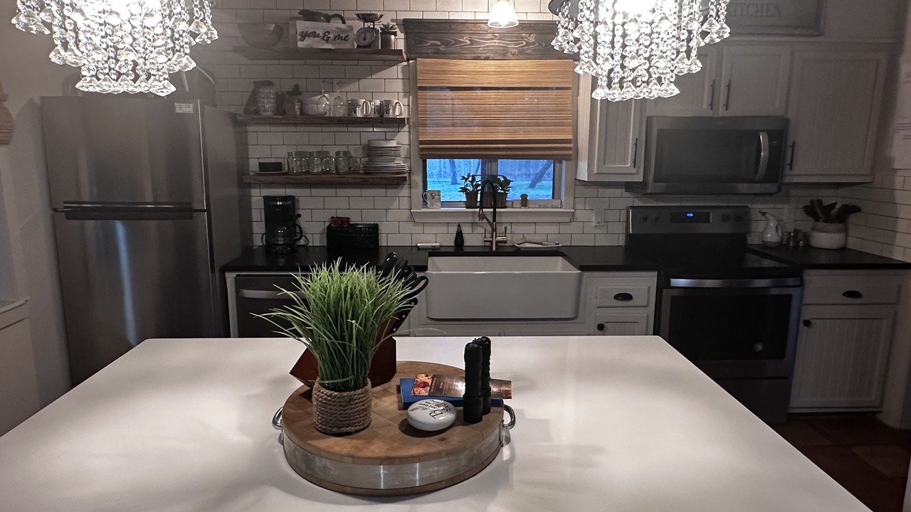 Photo of Kitchen in Leakey