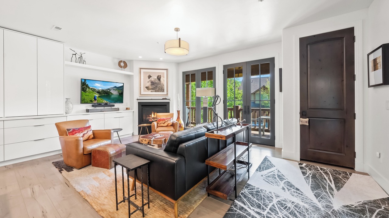 Photo of Livingroom in Canyon Links