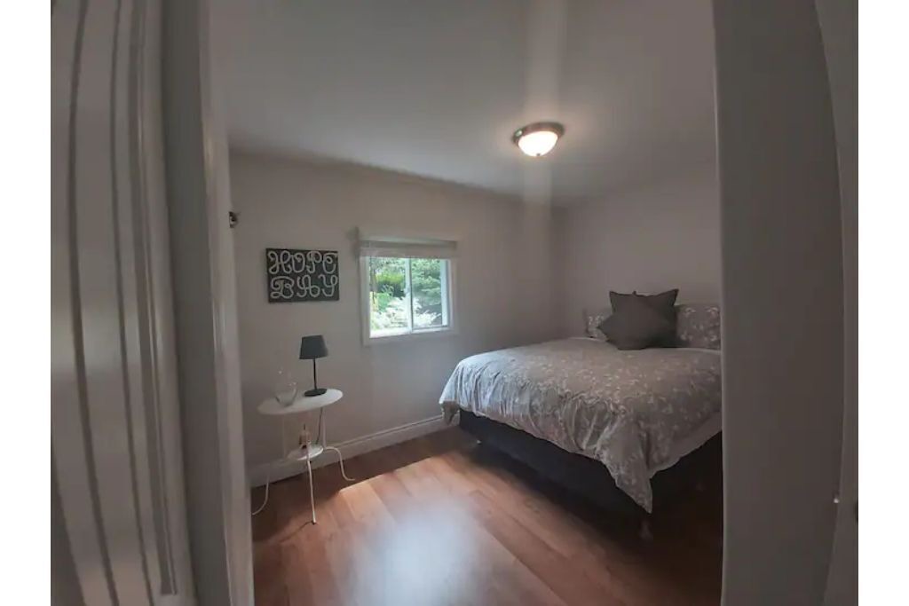 Photo of Bedroom in Hope Bay