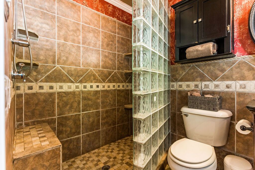 Photo of Bathroom in Norman