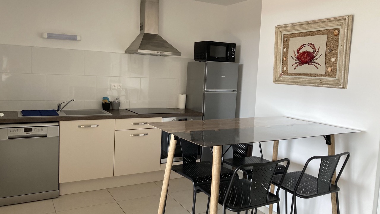 Photo of Kitchen in Saint-Pierre-la-Mer