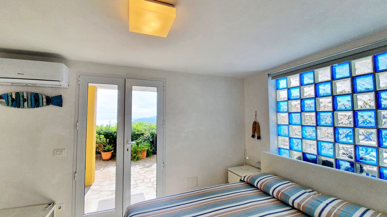 Photo of Bedroom in Capoliveri