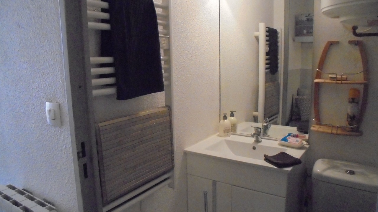 Photo of Bathroom in Lamalou-les-Bains