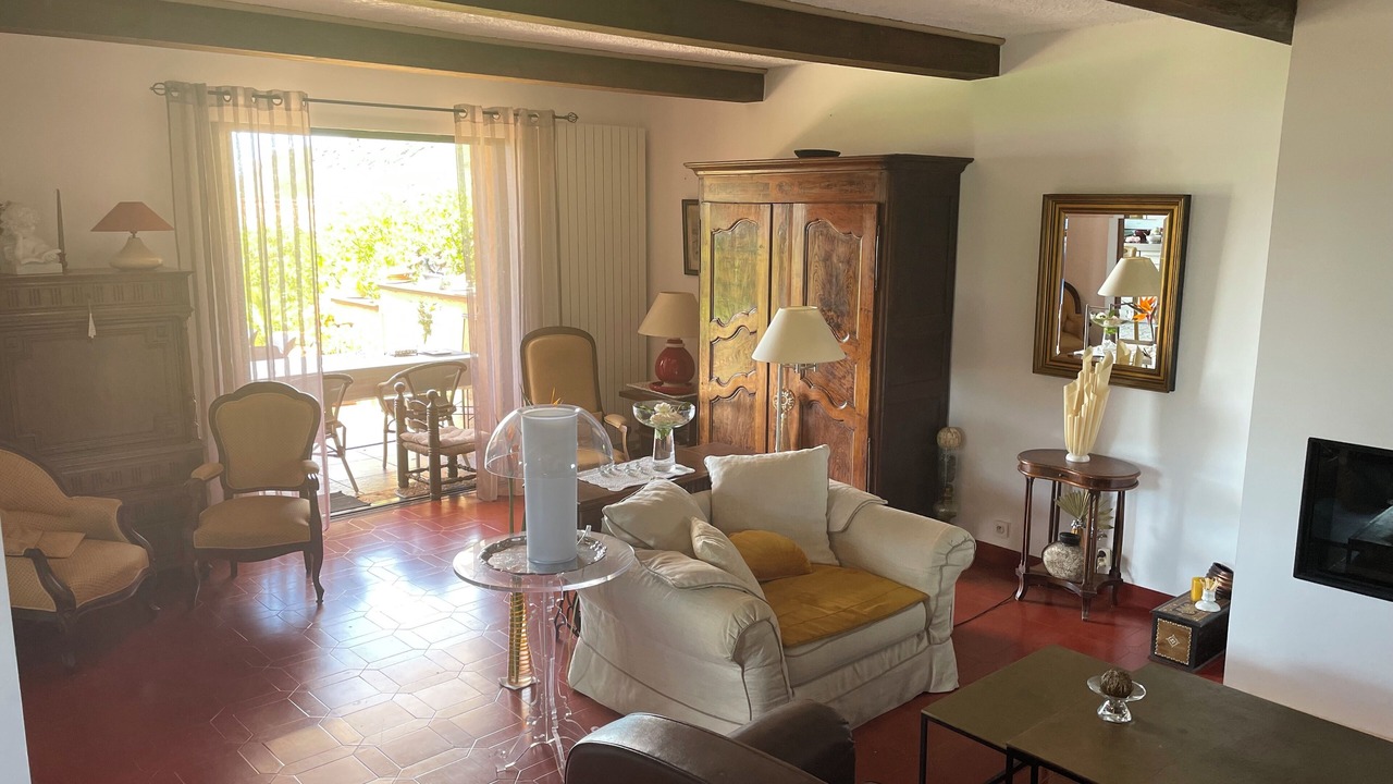 Photo of Livingroom in Residences du Golfe de Lava