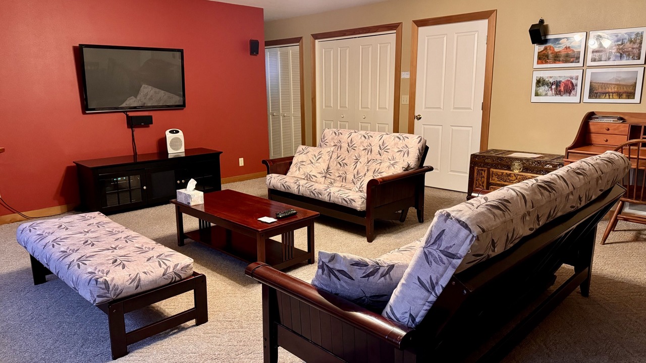 Photo of Bedroom in Glencoe