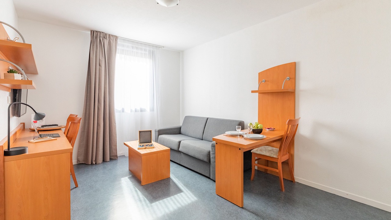 Photo of Livingroom in Yves Farge - Le Fleuve