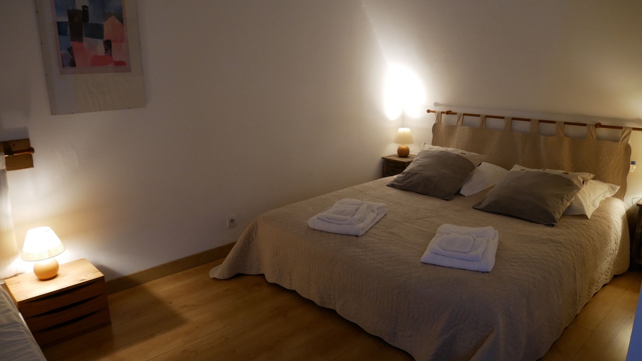 Photo of Bedroom in Saint-Aubin-de-Nabirat