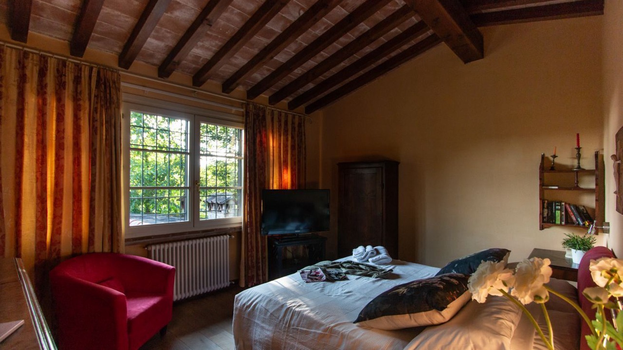Photo of Bedroom in Camaiore