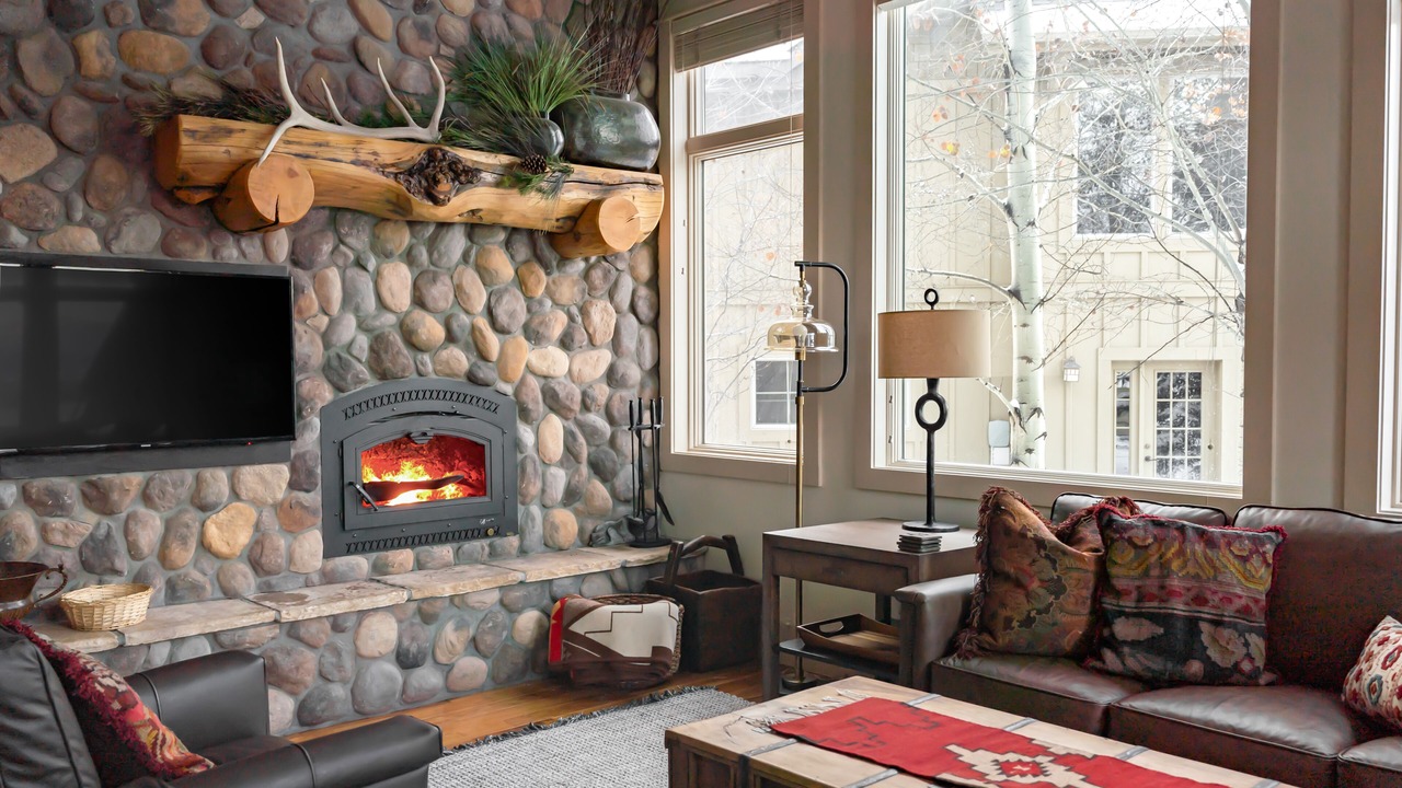 Photo of Livingroom in Big Sky Meadow Village