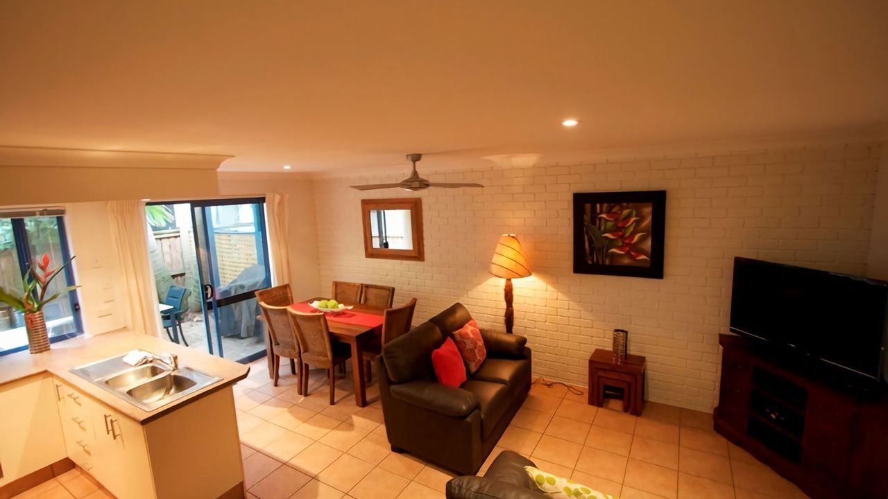 Photo of Livingroom in Belongil