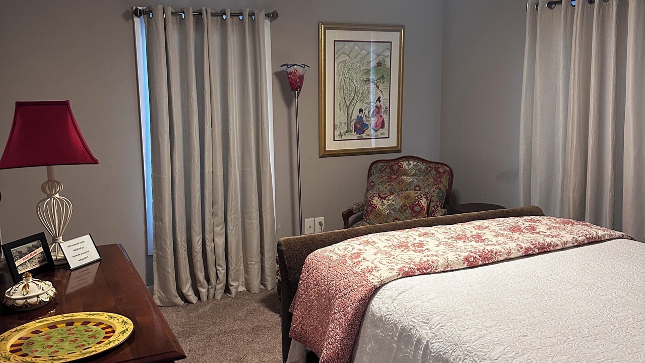 Photo of Bedroom in Carrollton