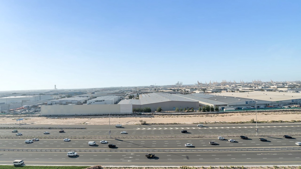 Photo of Others in Jebel Ali