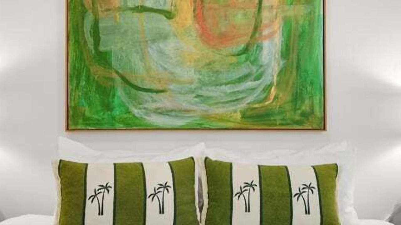 Photo of Bedroom in Glenelg