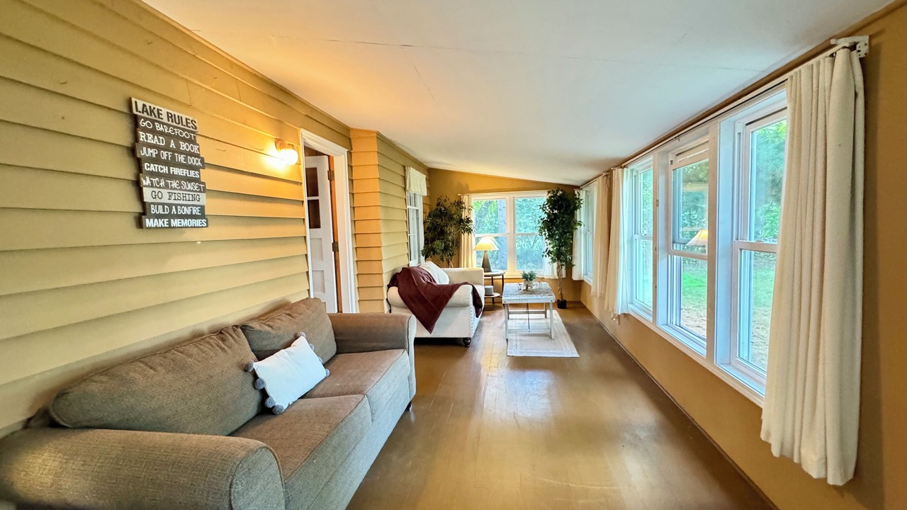 Photo of Livingroom in Watab