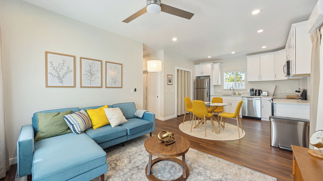 Photo of Livingroom in East Sacramento