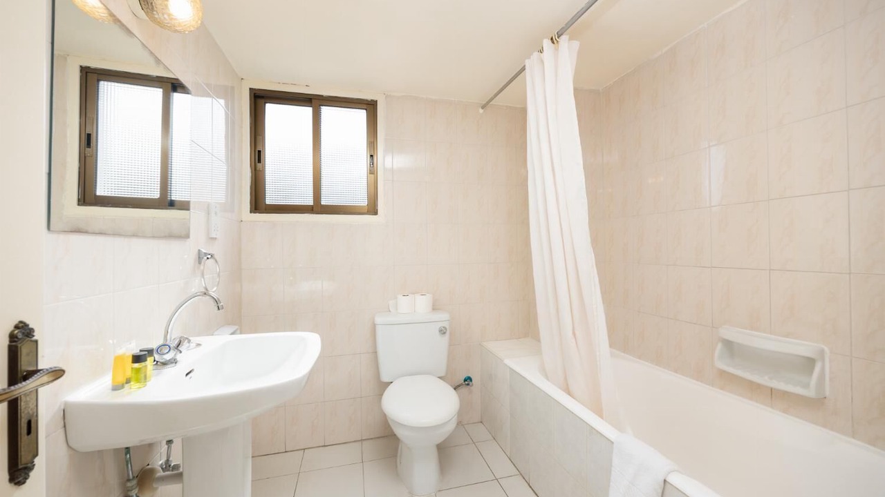 Photo of Bathroom in Polis