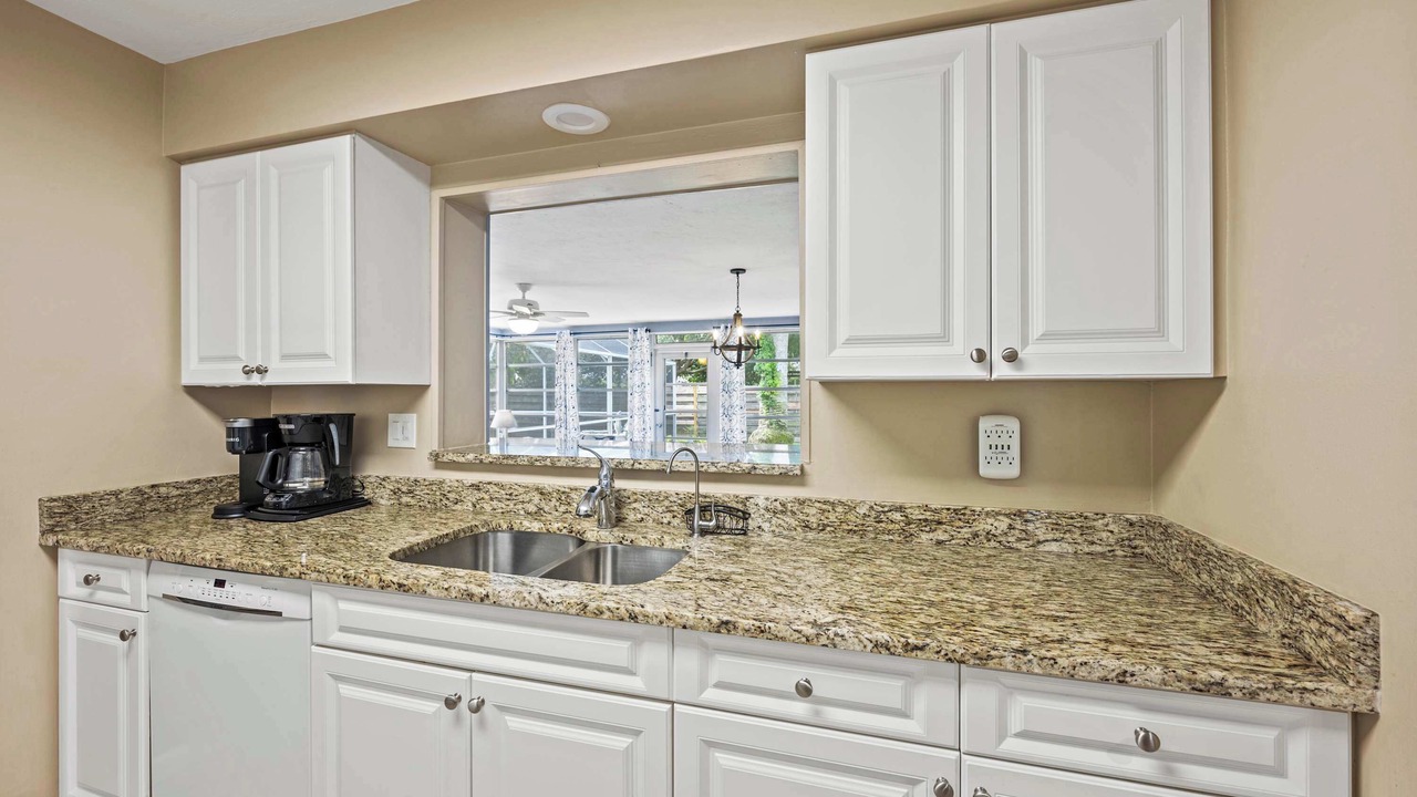 Photo of Kitchen in Gulf Gate Estates