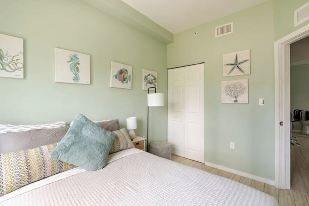Photo of Bedroom in Midtown