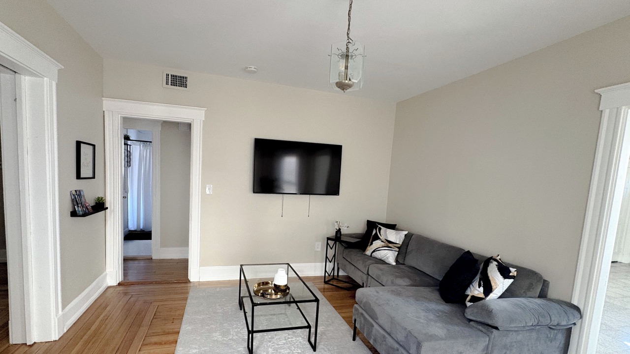 Photo of Bedroom in Meeting House Hill