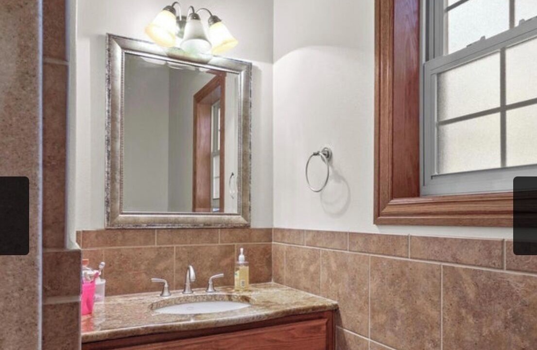 Photo of Bathroom in Duquesne