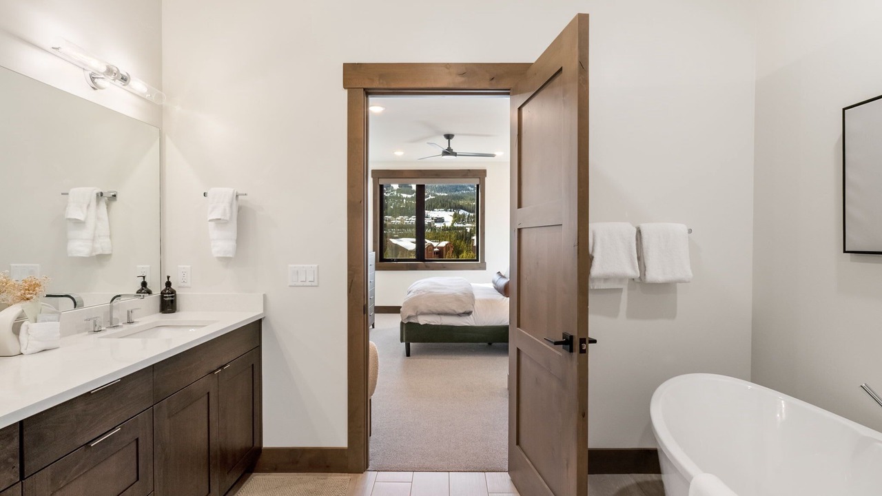 Photo of Bathroom in Big Sky