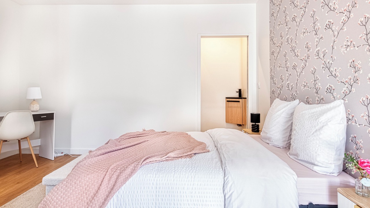 Photo of Bedroom in Saint-Serge