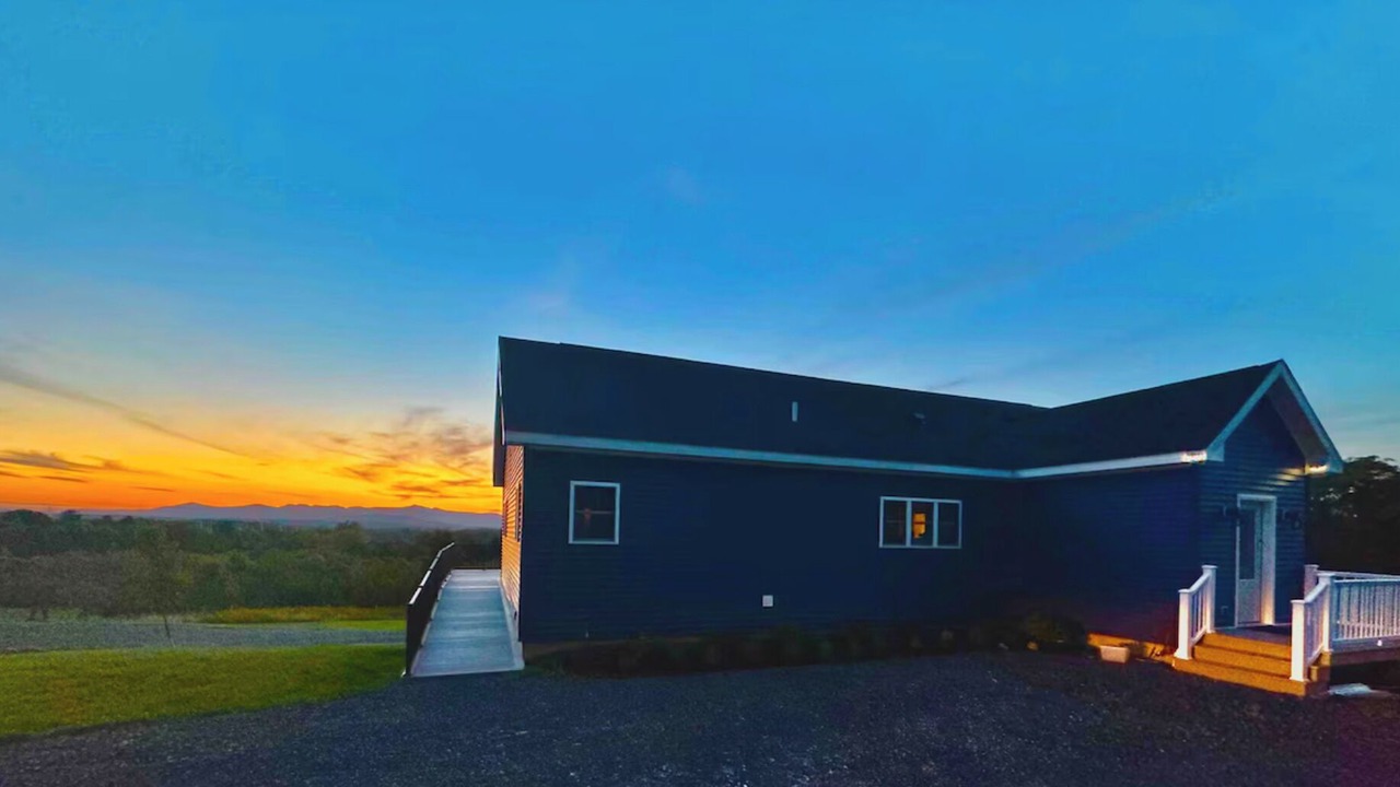 Photo of Outdoor in Hollowville