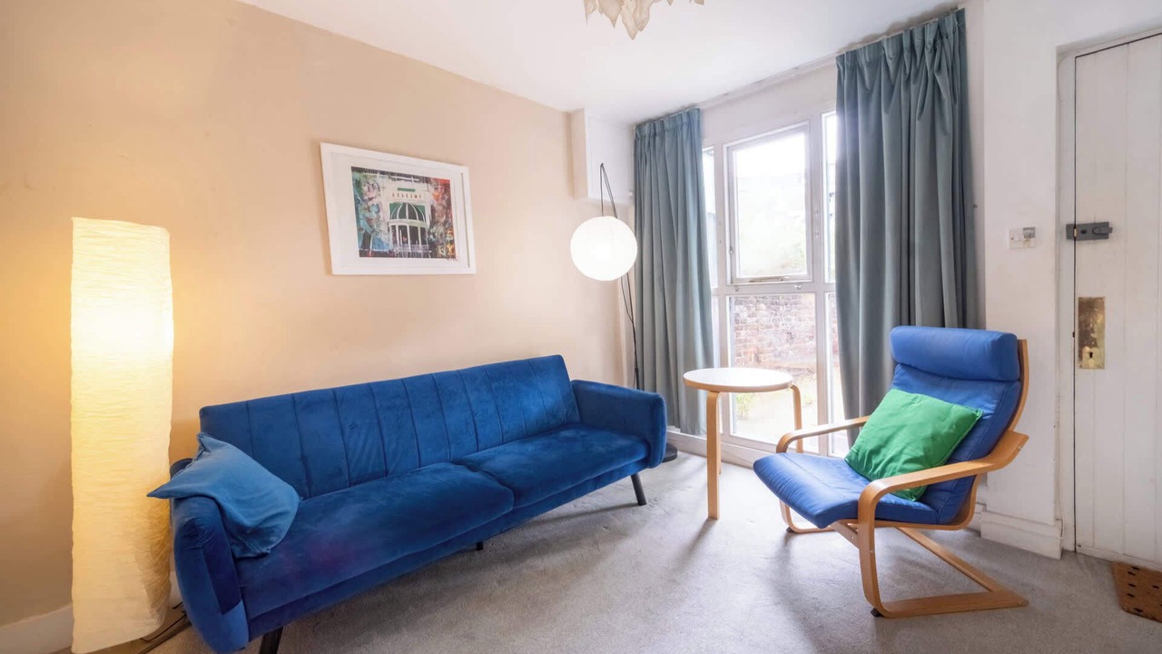 Photo of Livingroom in Vassall