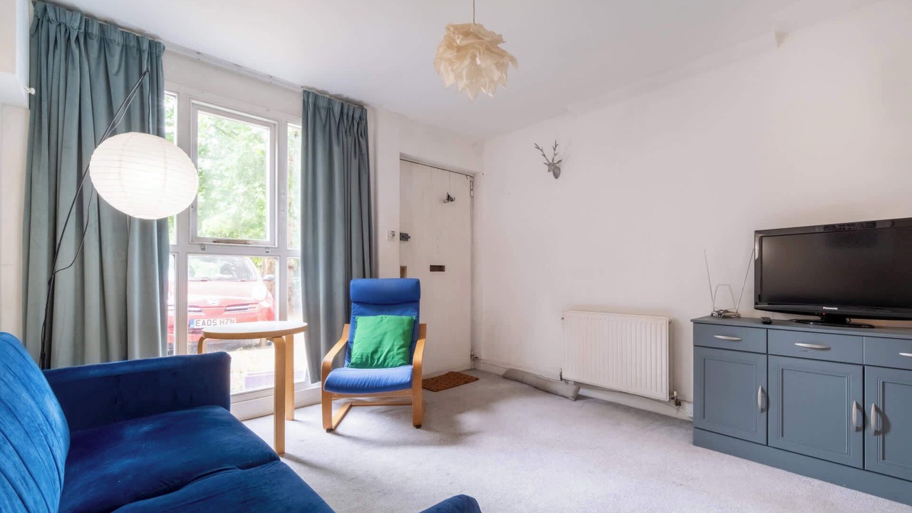 Photo of Livingroom in Vassall