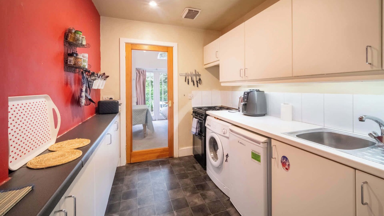 Photo of Kitchen in Vassall