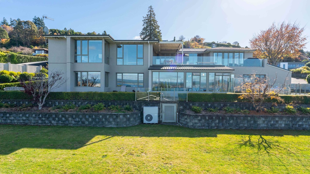 Photo of Outdoor in Acacia Bay