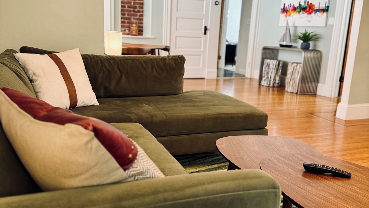 Photo of Livingroom in Central Sacramento