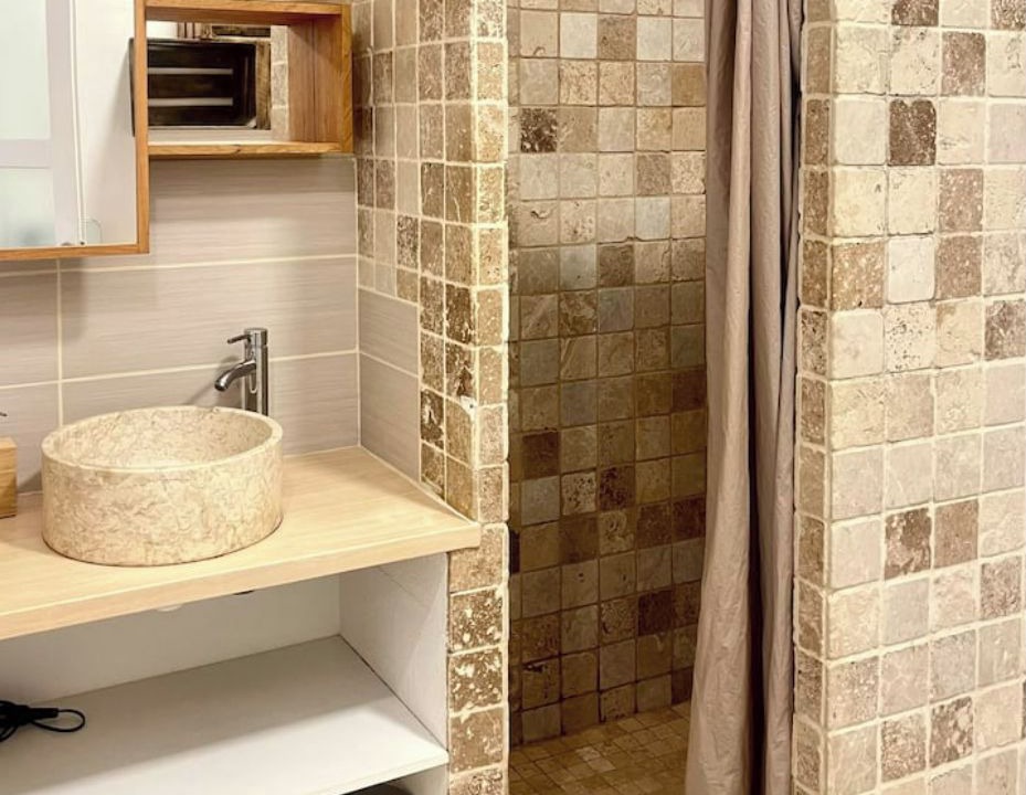 Photo of Bathroom in Salin-de-Giraud