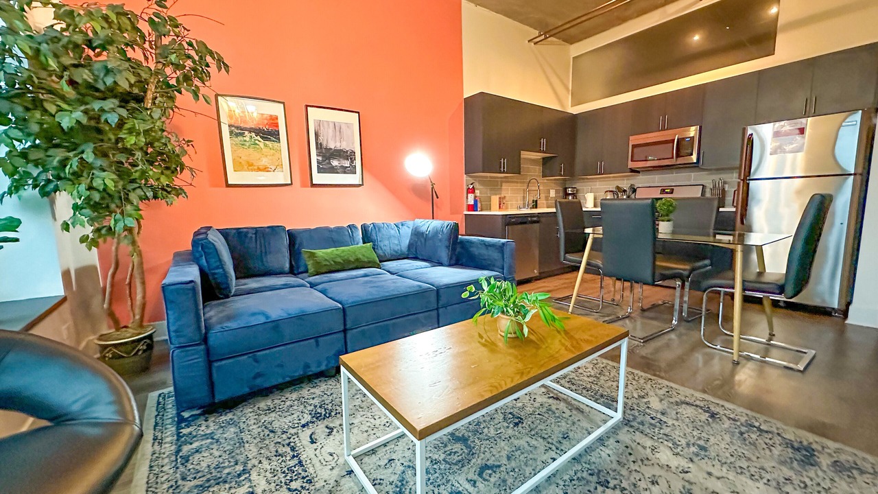 Photo of Livingroom in Near South Side