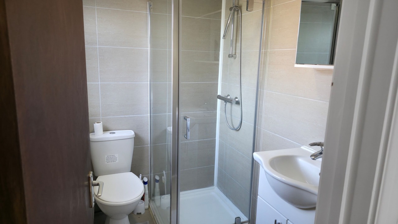 Photo of Bathroom in Plaistow South