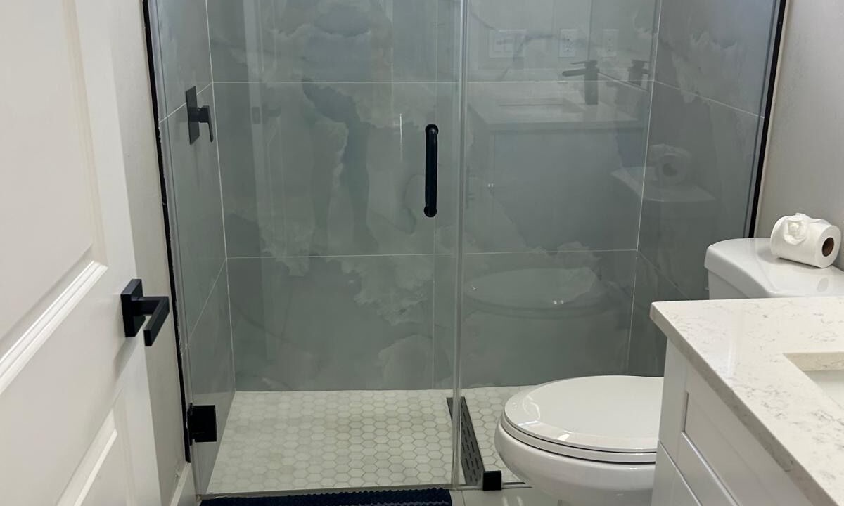 Photo of Bathroom in Eisenhower