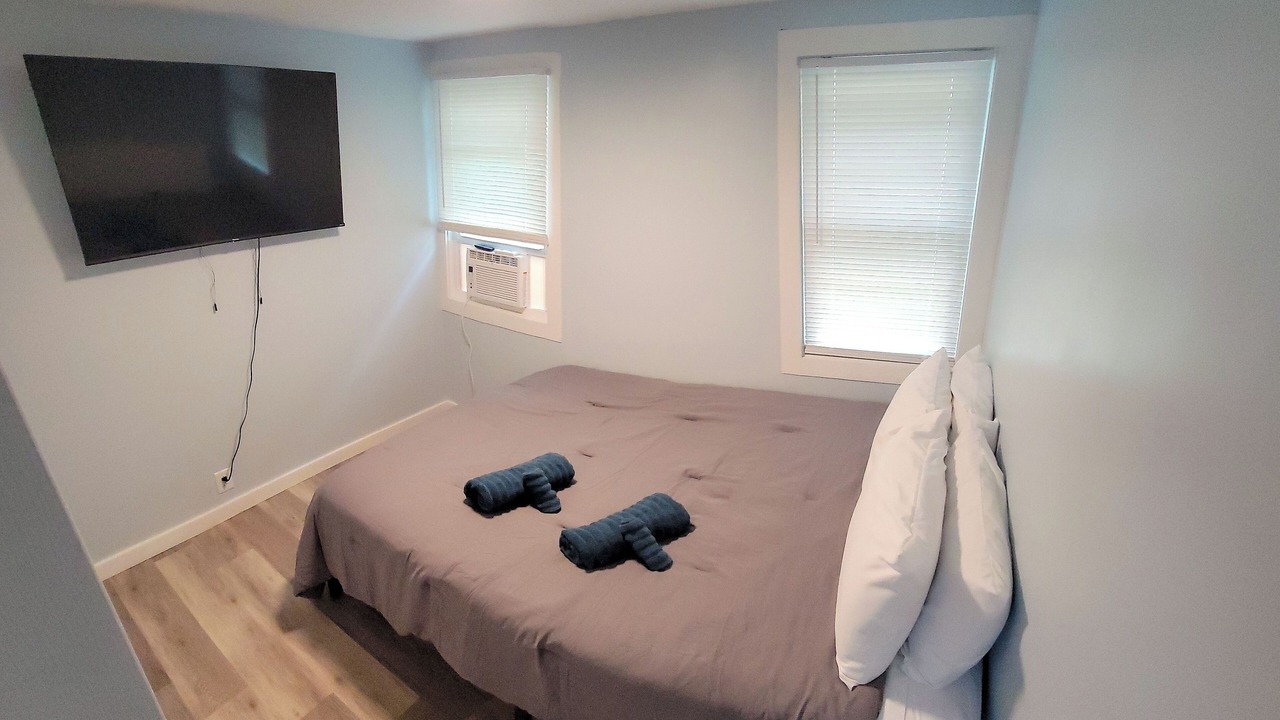 Photo of Bedroom in Geneva-on-the-Lake