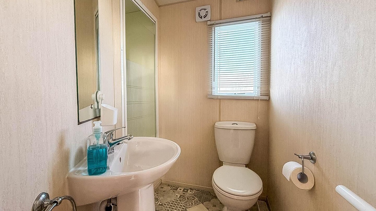 Photo of Bathroom in Rhuddlan