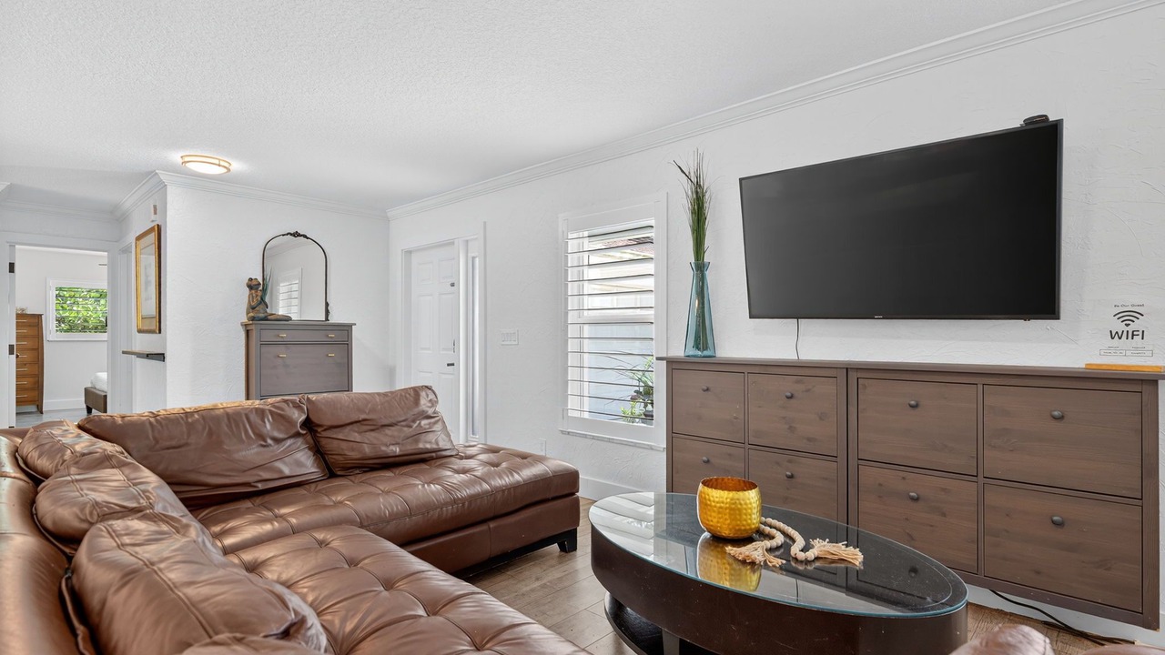 Photo of Livingroom in Hunt Club