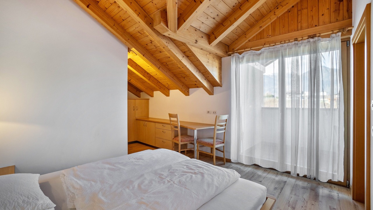 Photo of Bedroom in Naz